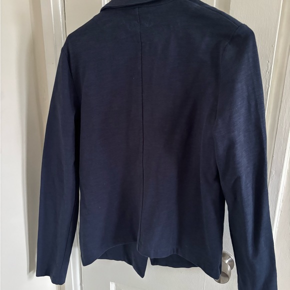 Navy Blazer with Subtle Pattern - Picture 5 of 5